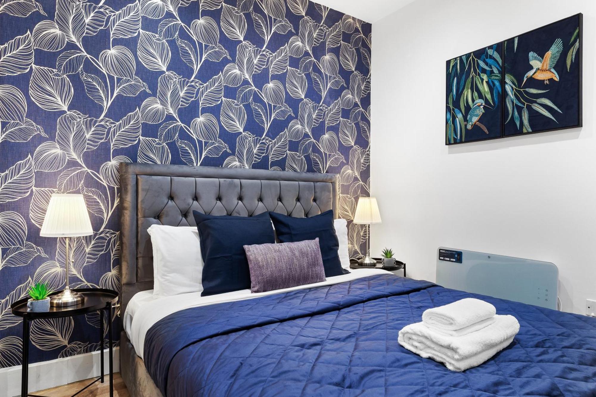 Modern One Bedroom Flat - Sleeps 5 -Near Heathrow - London Ub3 Екстериор снимка